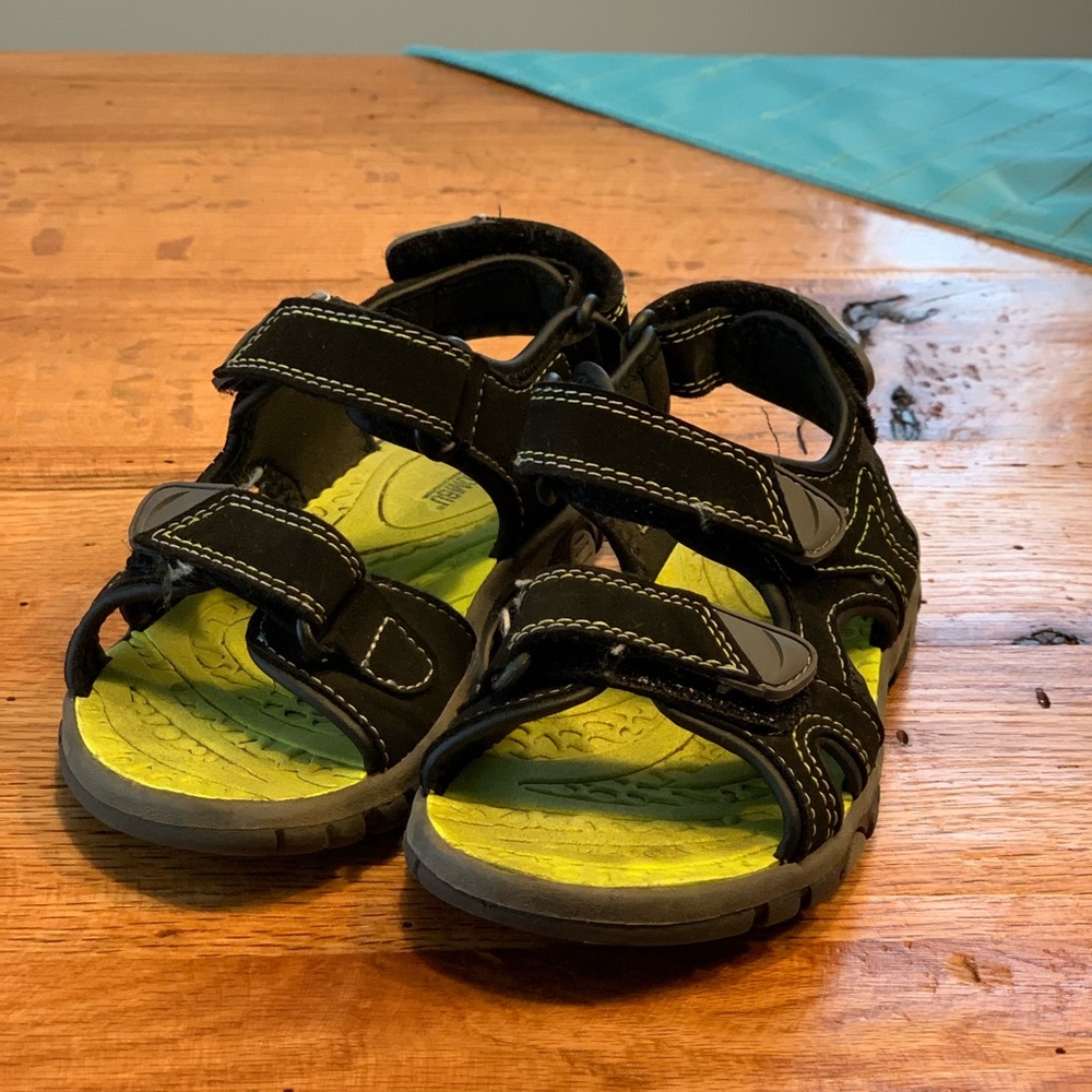 Boys sandals
